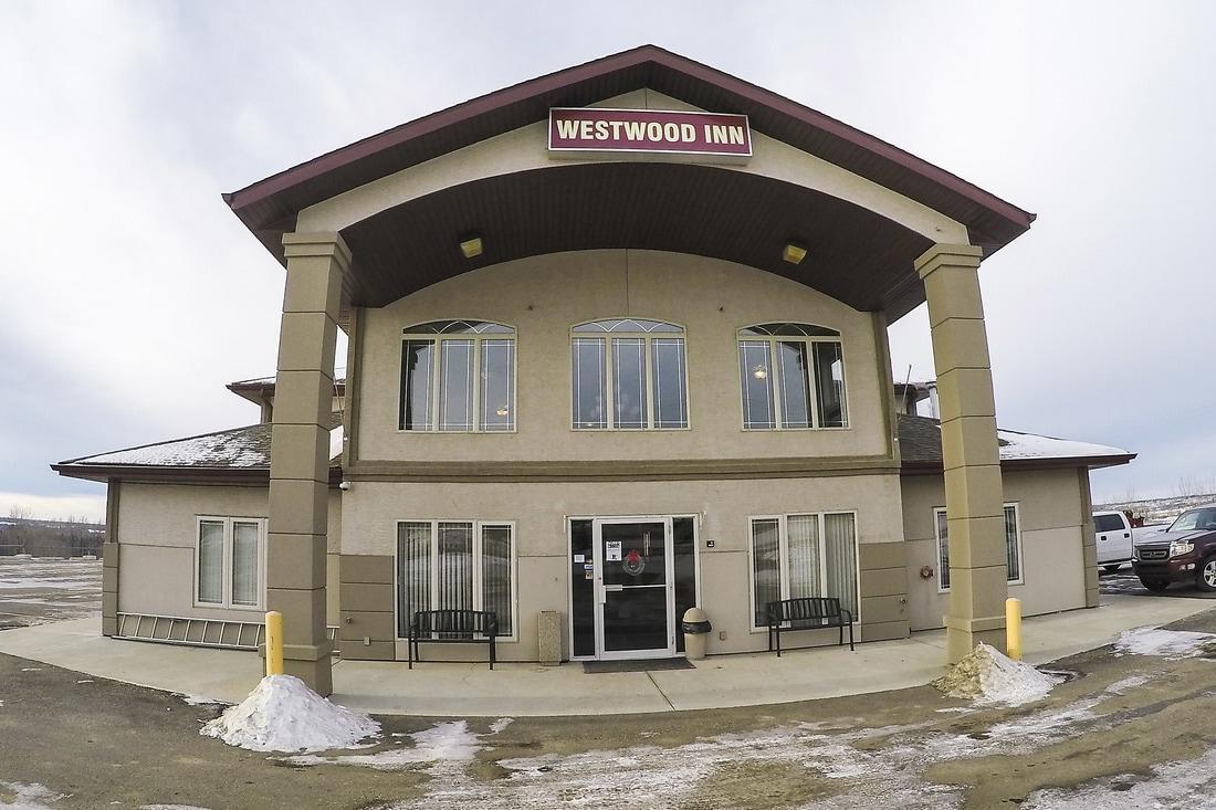 Westwood Inn Drayton Valley エクステリア 写真
