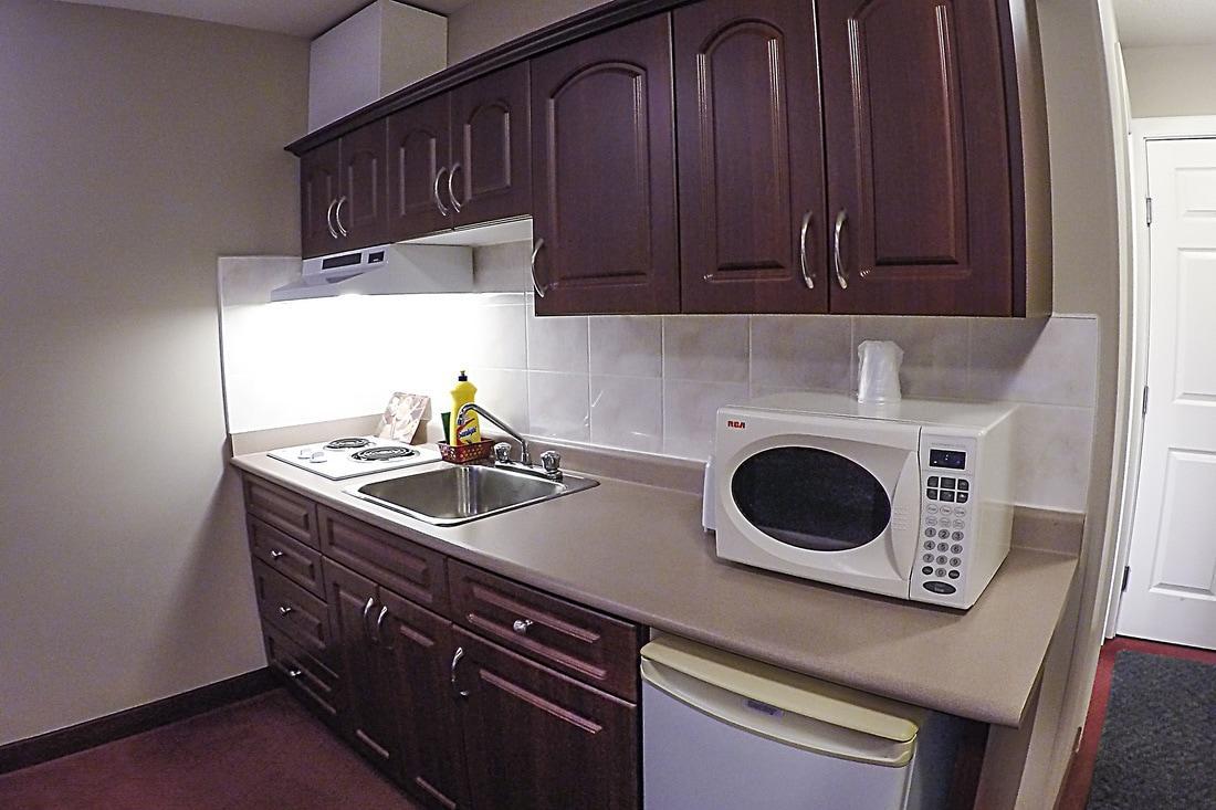 Westwood Inn Drayton Valley エクステリア 写真